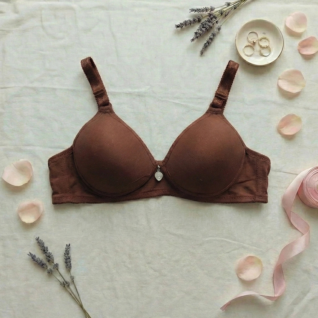 Whisper "Star Dust" Embossed Daily Comfort Bra