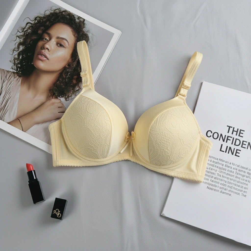 Whisper Molded Cup Bra – Non-Wired Comfort with Self-Print Design